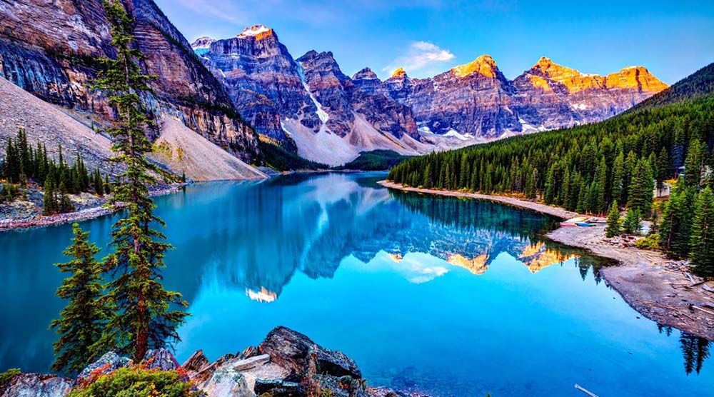 https://d3r8gwkgo0io6y.cloudfront.net/upload/Banff National Park.jpg